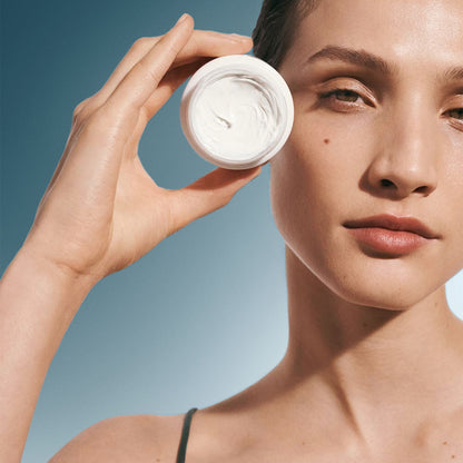 Crème de la Mer Moisturizing Cream