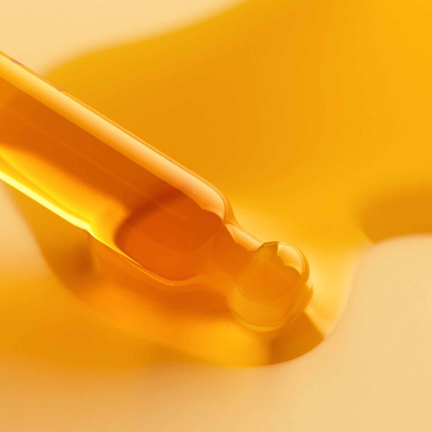 CEO Glow Vitamin C + Turmeric Face Oil