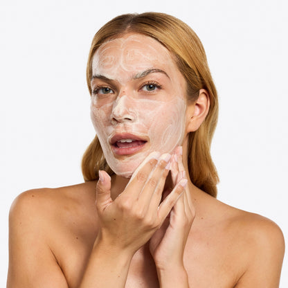 AMELIORATE Daily Blemish Control Skincare Bundle - Application