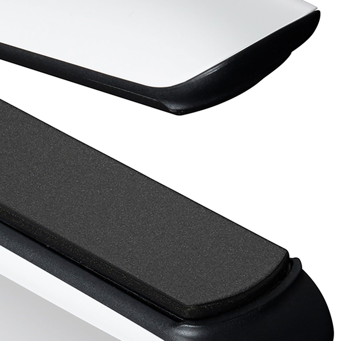 ghd Platinum+ White Straighteners - Image 6
