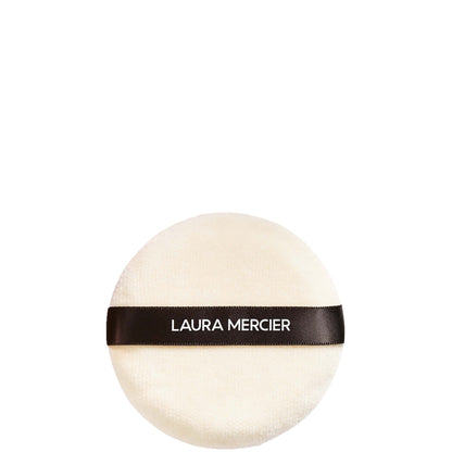 Laura Mercier Translucent Loose Setting Powder 29g & Velour Puff Set - Honey - Application