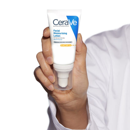 CeraVe AM Facial Moisturising Lotion SPF30 - Application
