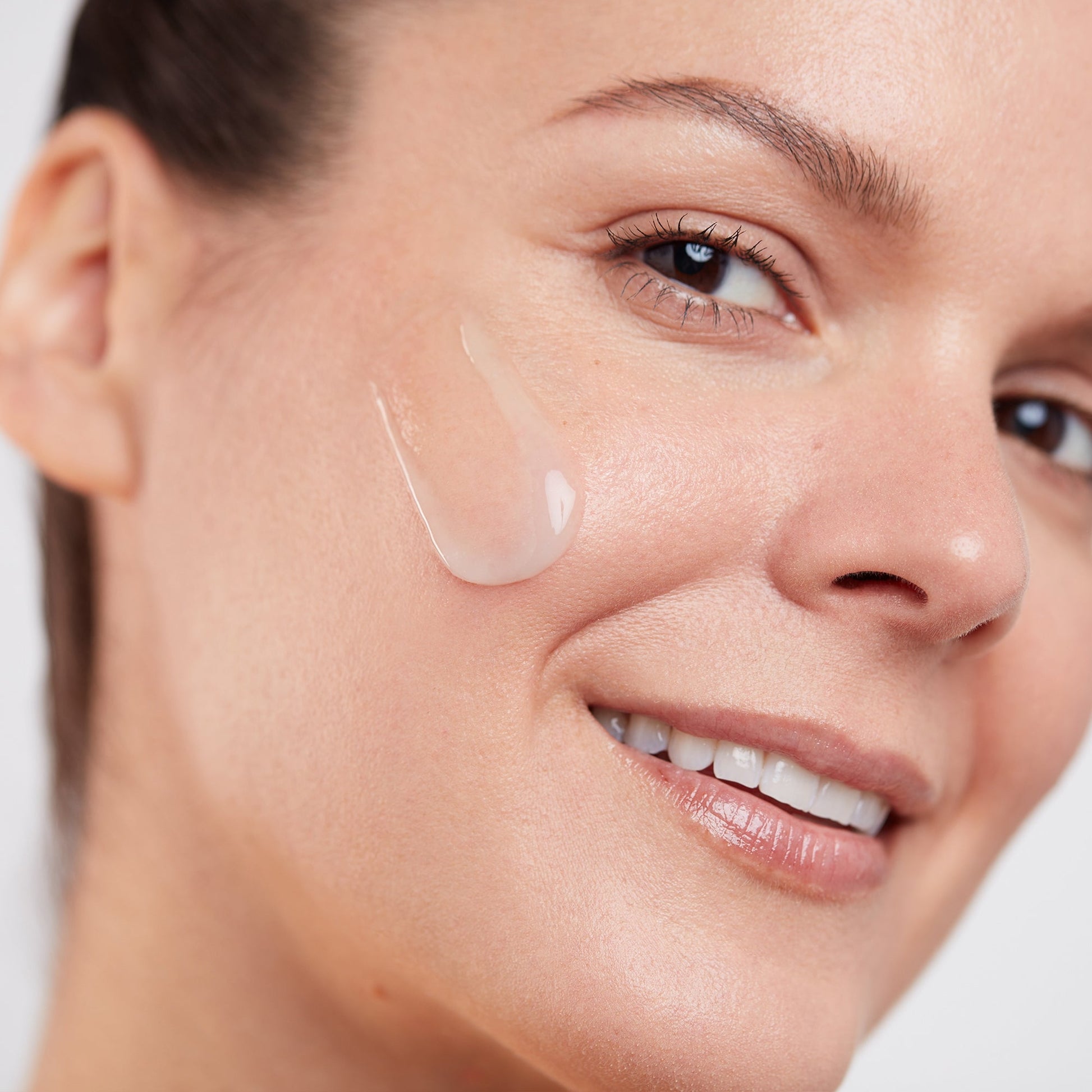 ELEMIS Pro-Collagen Energising Marine Cleanser - Image 4