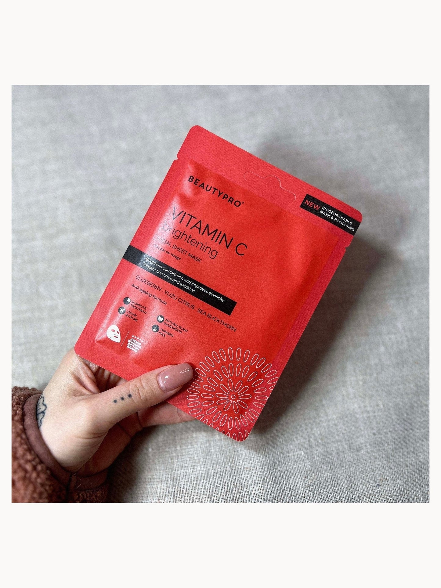 BEAUTYPRO Brightening Collagen Sheet Mask with Vitamin C - Image 9