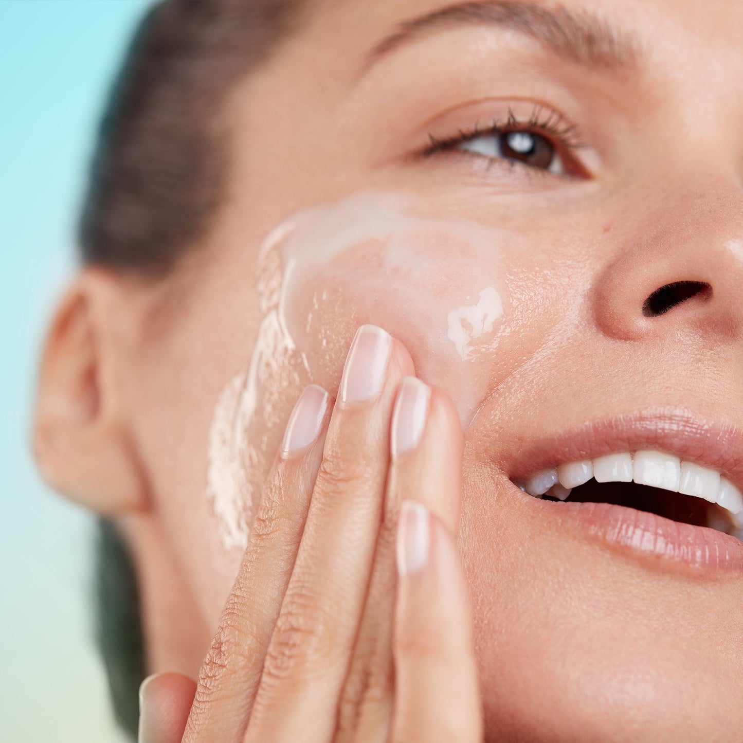 ELEMIS Dynamic Resurfacing Facial Wash - Image 5