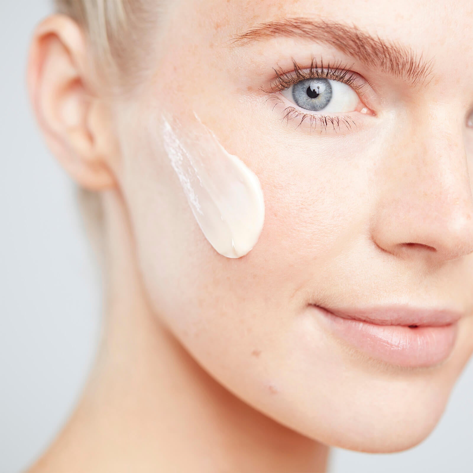 ELEMIS Papaya Enzyme Peel - Application