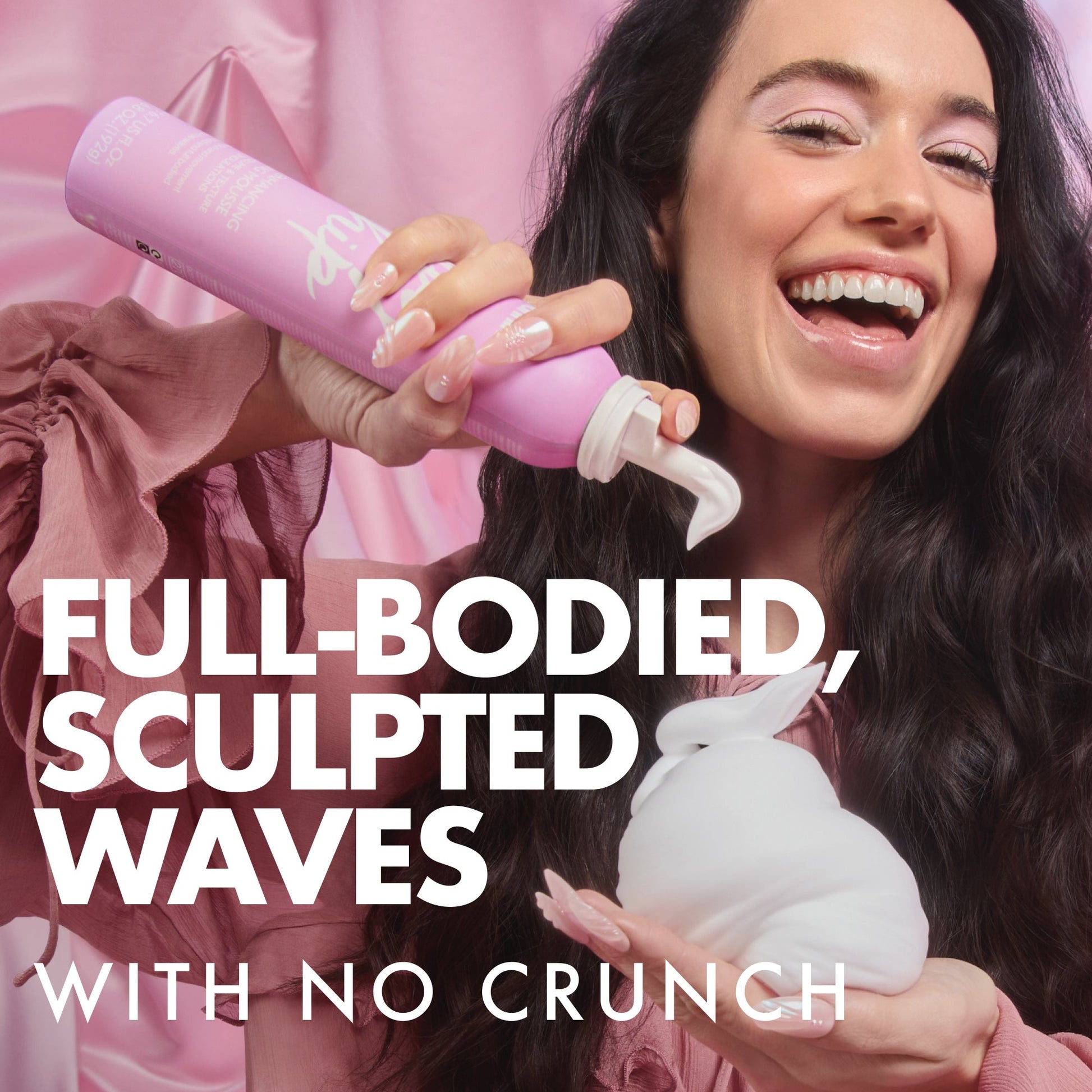 Umberto Giannini Wavy Whip Style Control Mousse - Image 4