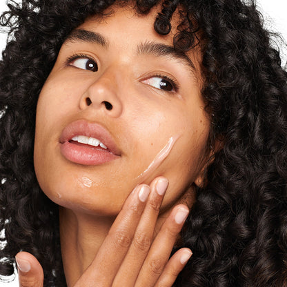Clinique Moisture Surge 100 Hour Auto-Replenishing Hydrator - Image 4