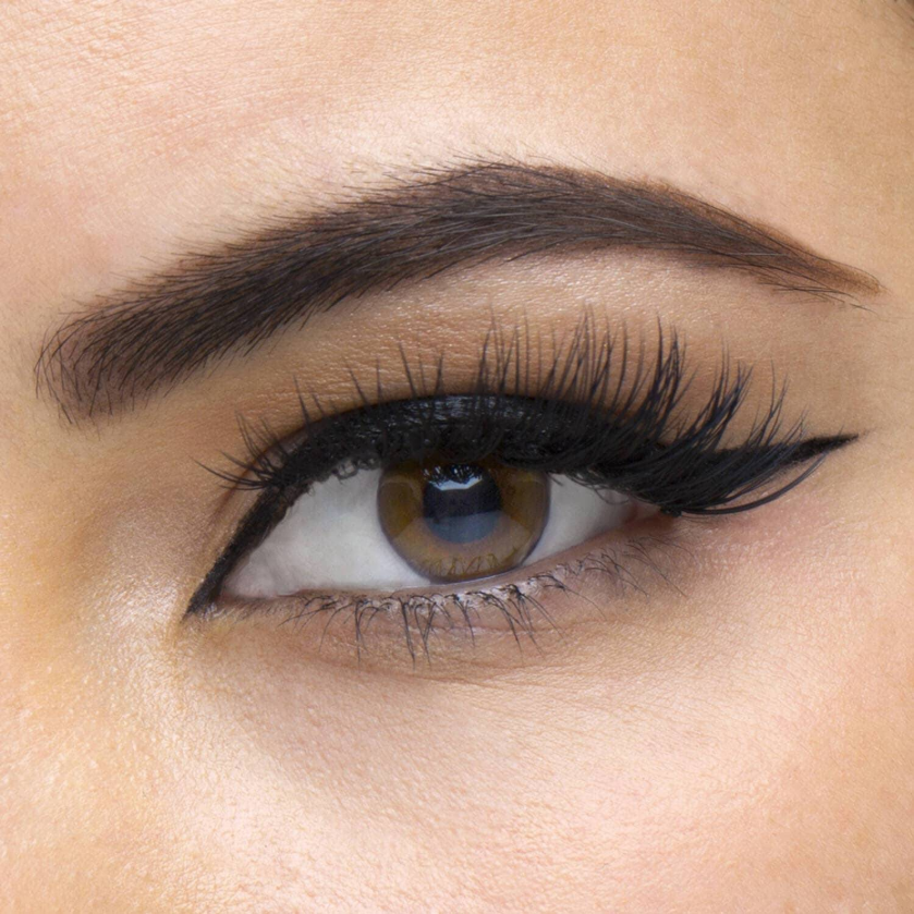 Huda Beauty CLASSIC LASH SAMANTHA #7 Beauty Lash 7 Samantha - Application