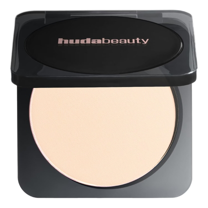 Huda Beauty Easy Bake Pressed Powder - Image 5